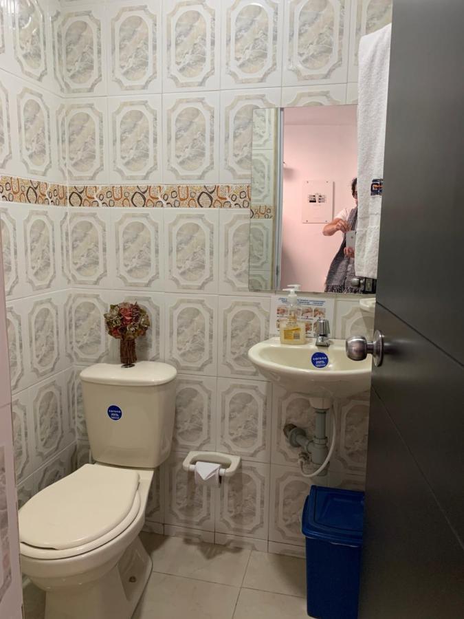 Hotel Casa Guillermo ボゴタ エクステリア 写真